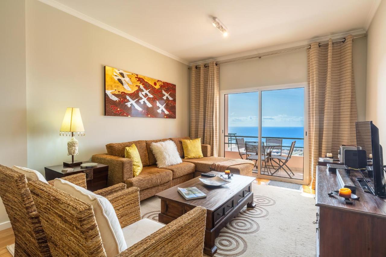 Stylish Apartment With Balcony And Amazing Views Over Funchal And The Sea Exterior photo